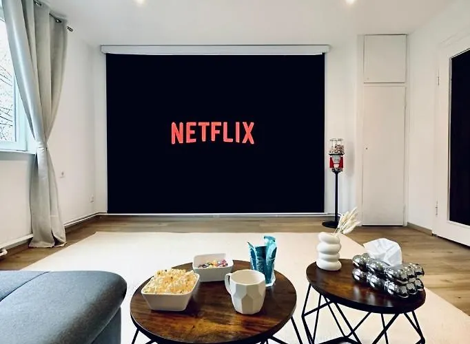 Regency Apartments - Traumhafte Zentrale 40M2 Wohnung Mit Kinoleinwand, Wifi Und Netflix